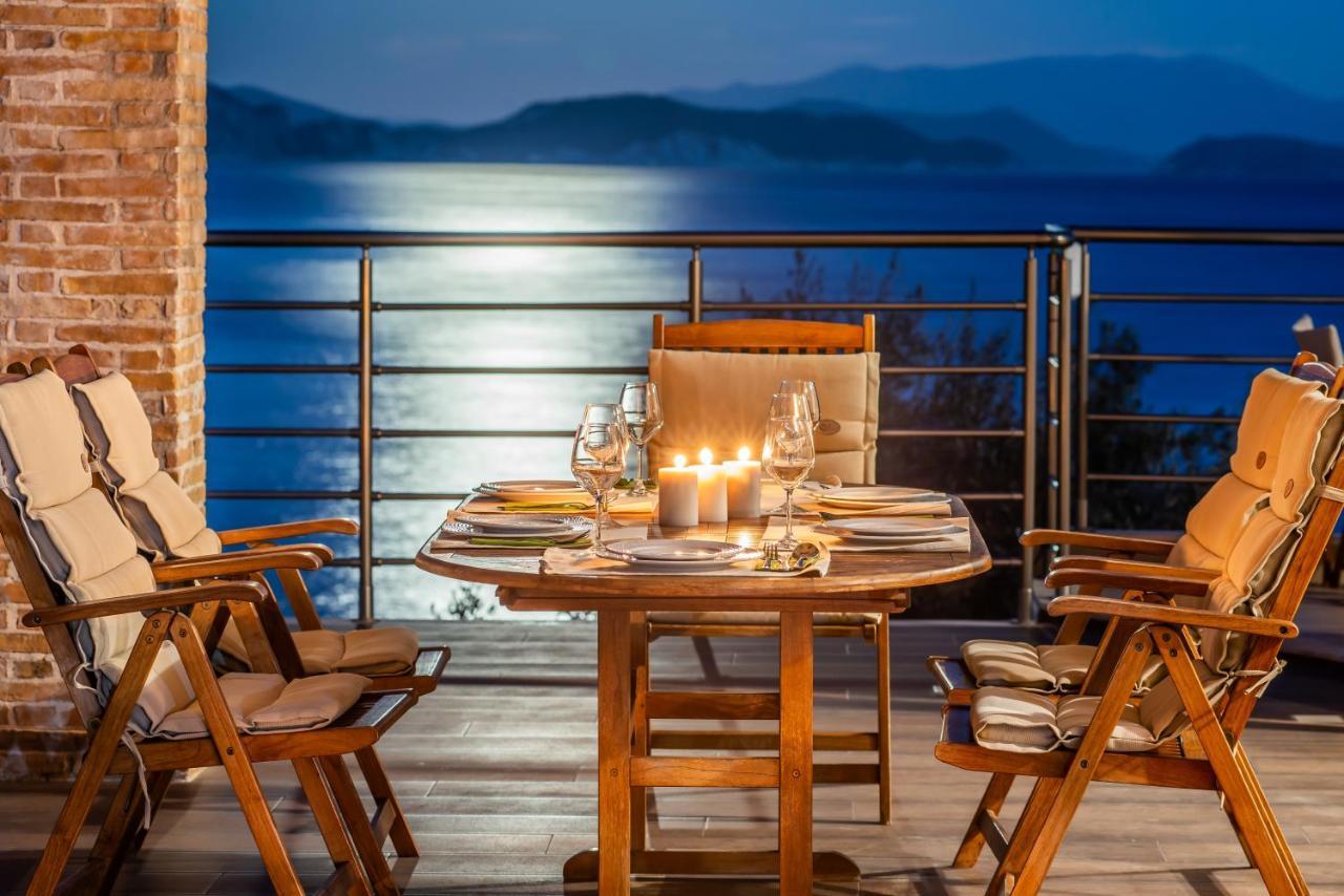 Iris Villas Lefkada - Marine Villa With Private Sea Access Sívota Eksteriør billede
