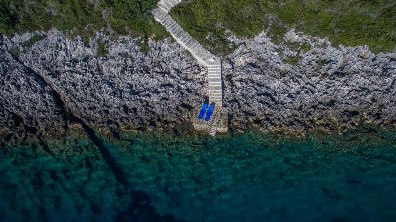 Iris Villas Lefkada - Marine Villa With Private Sea Access Sívota Eksteriør billede