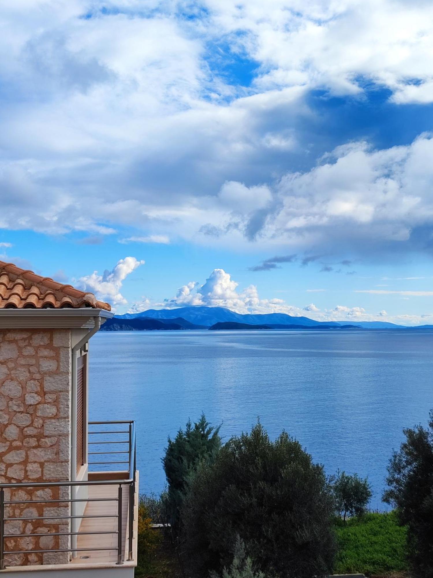 Iris Villas Lefkada - Marine Villa With Private Sea Access Sívota Eksteriør billede