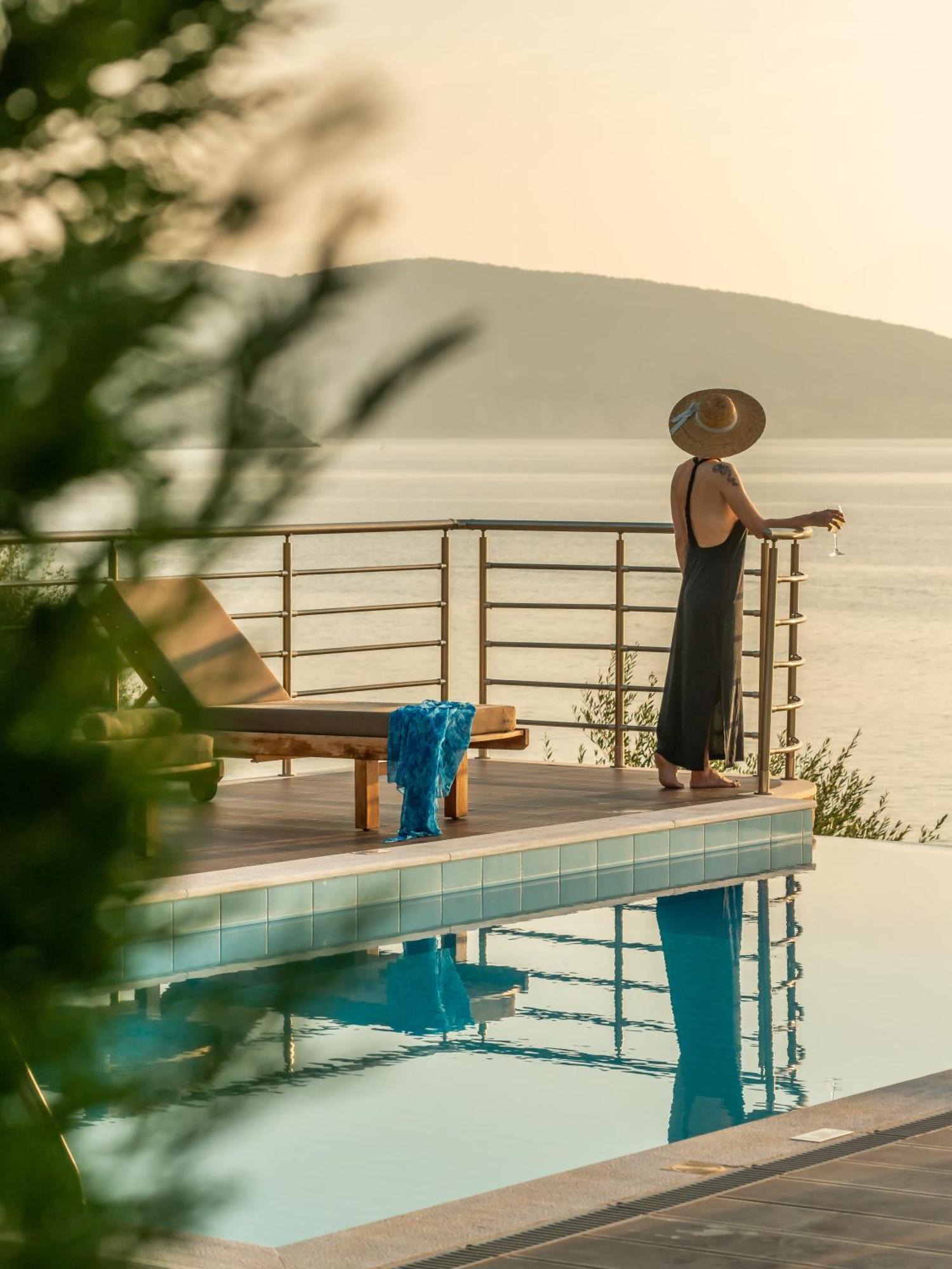 Iris Villas Lefkada - Marine Villa With Private Sea Access Sívota Eksteriør billede